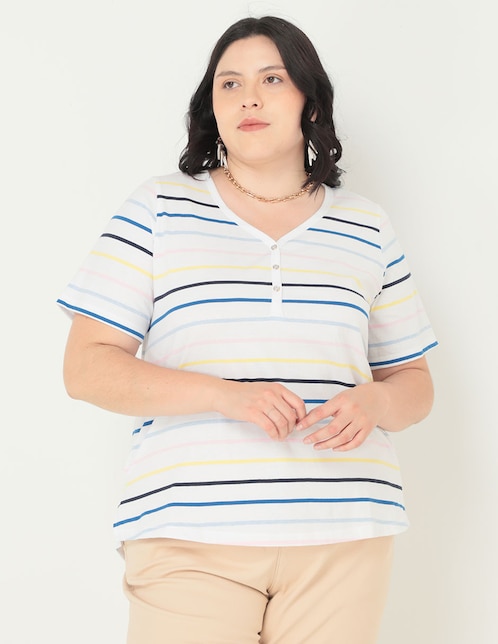 Playera manga corta Weekend Plus cuello V para mujer