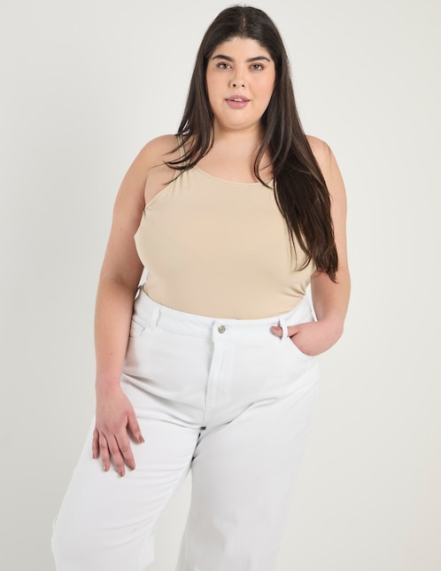 Top Contempo Plus escote medio tirante delgado