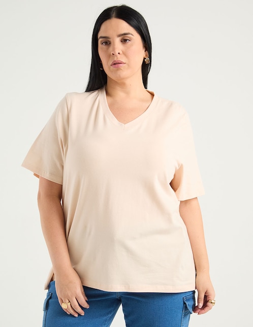 Playera manga corta Weekend Plus cuello V para mujer