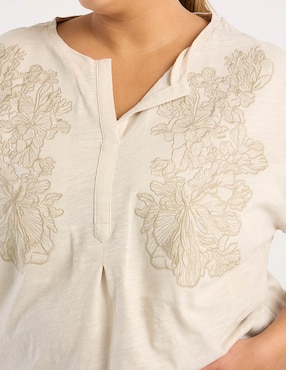 Playera manga corta Weekend Plus cuello mao para mujer