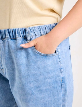 Jeans relaxed amplio cintura media Weekend Plus para mujer