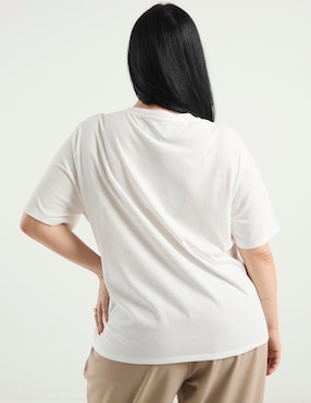 Playera manga al codo Weekend Plus cuello V para mujer