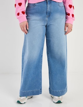 Jeans relaxed campana Weekend Plus para mujer