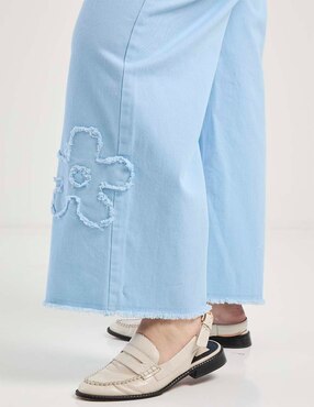Jeans wide leg a la cintura Weekend Plus para mujer
