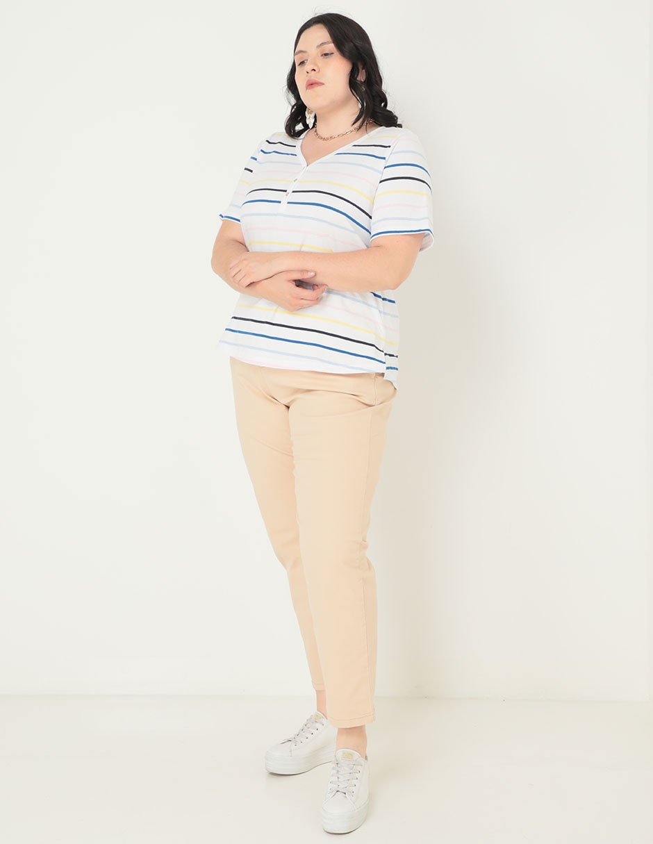 Playera manga corta cuello V para mujer 3