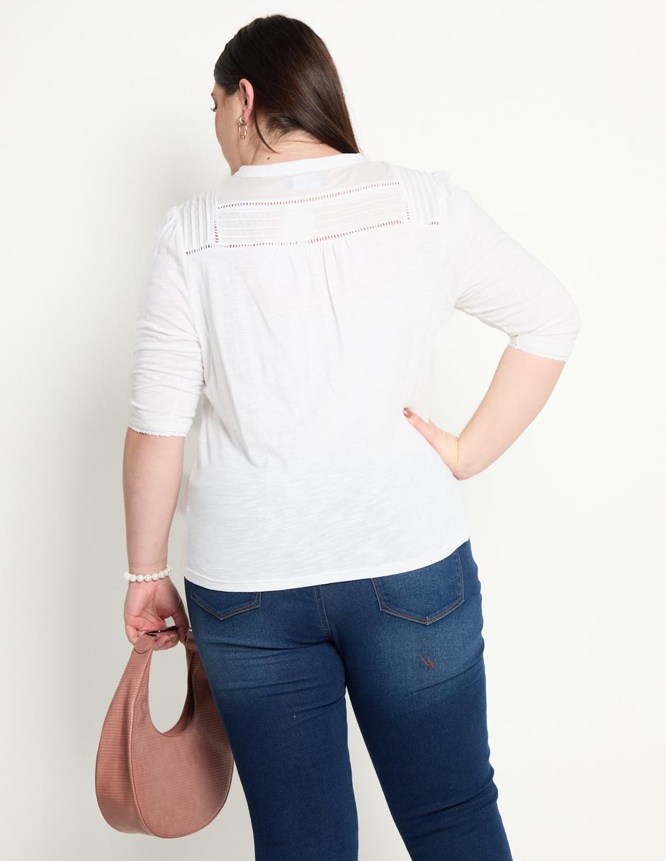 Playera manga al codo cuello con botón para mujer 2