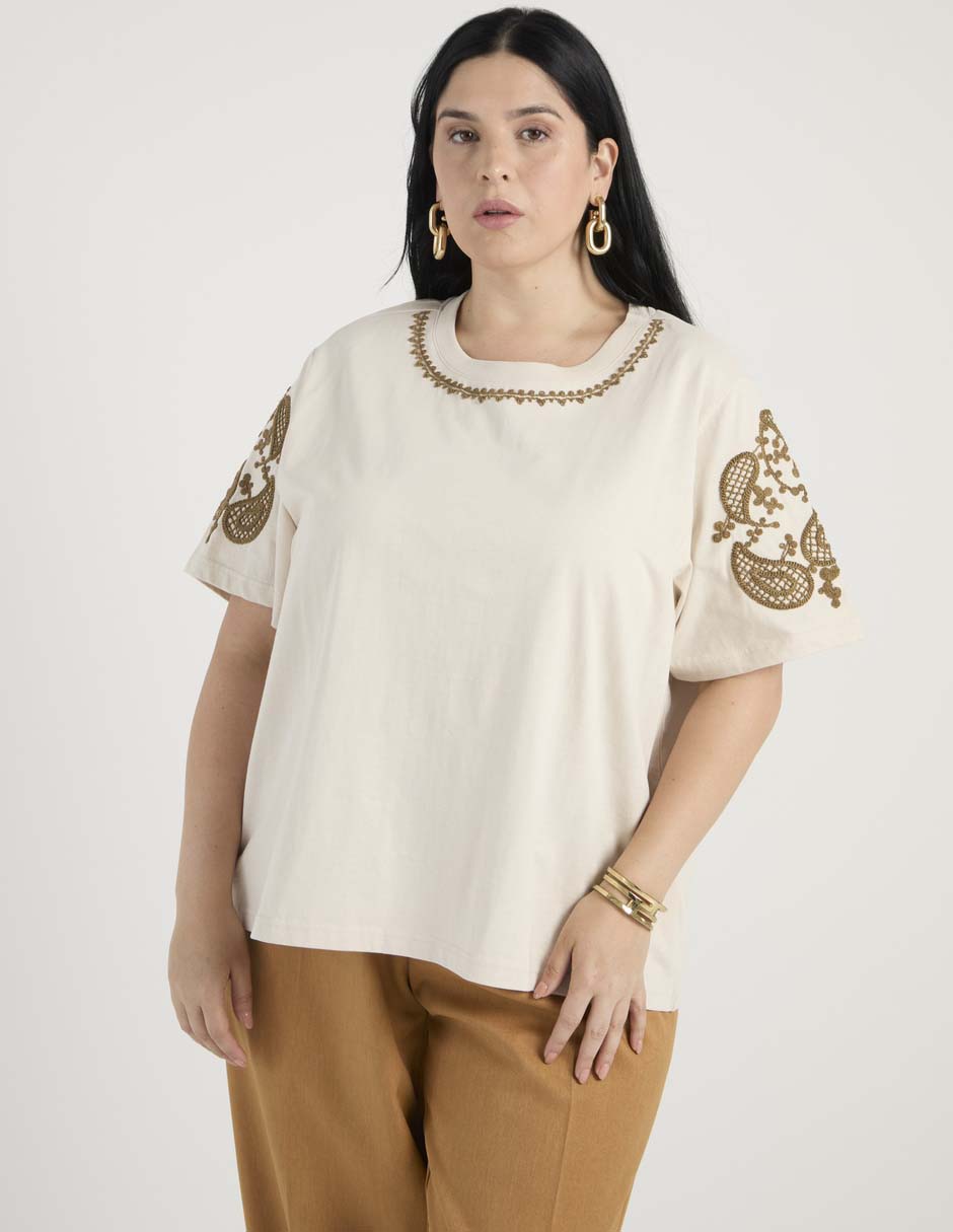 Playera manga al codo cuello redondo para mujer