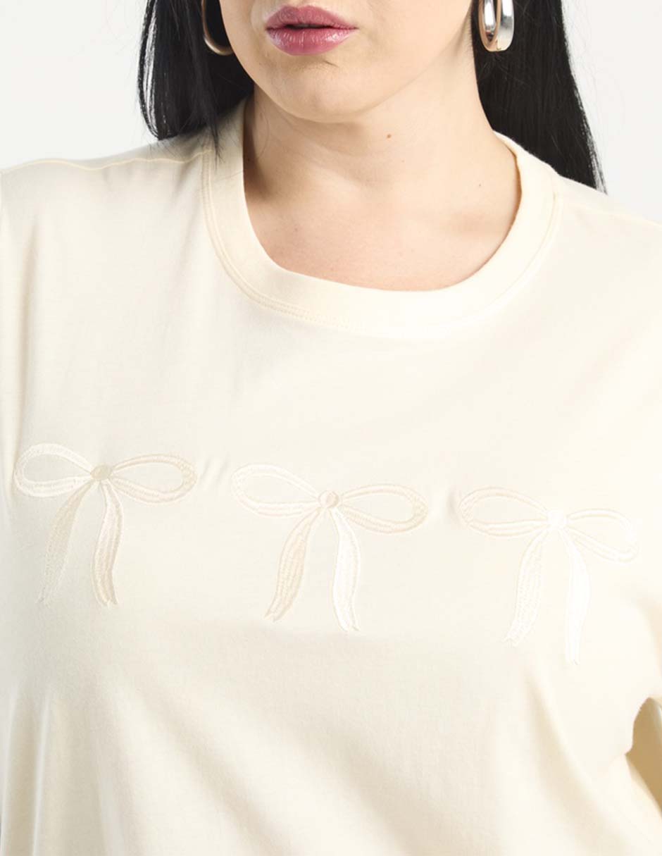 Playera manga corta cuello redondo para mujer 4