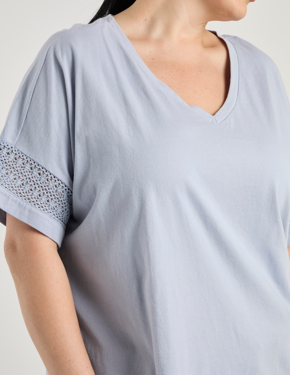 Blusa manga al codo cuello V para mujer 4