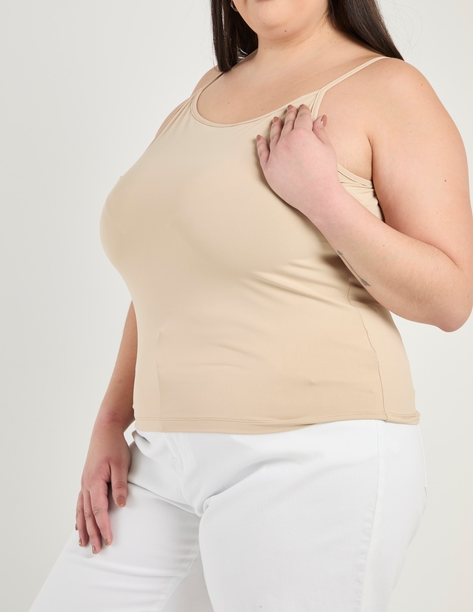 Top Contempo Plus escote medio tirante delgado
