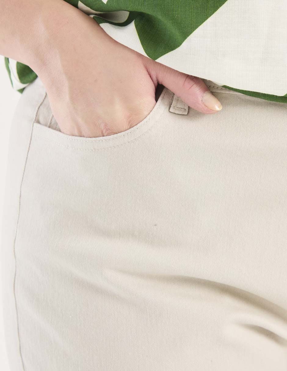 Pantalón amplio para mujer 4