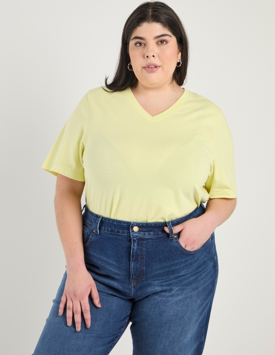 Playera manga corta cuello V para mujer